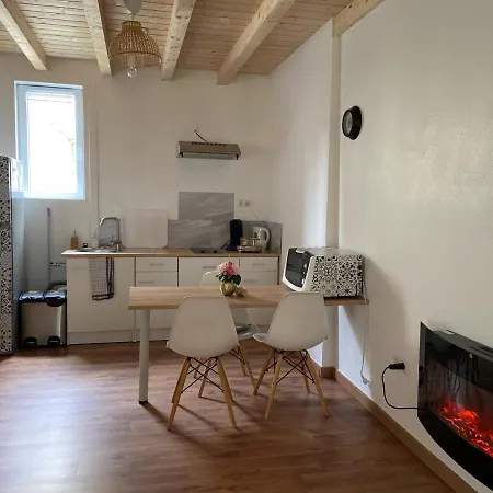 Le Chene: Petit Chalet Cosy Proche De Mulhouse Riedisheim Exterior foto